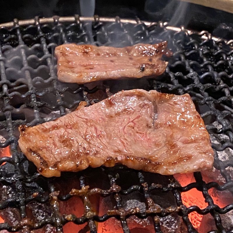 松阪牛 上カルビ(一升びん 川井町店 )