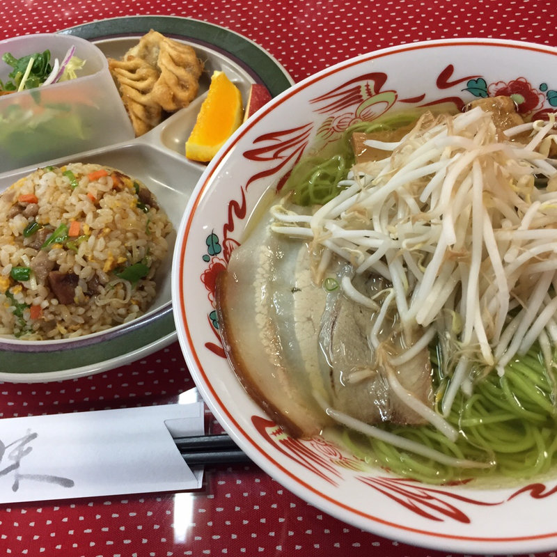 柳麺セット (ラーメンと炒飯プレート)(奥快餐 （オコイサン）)
