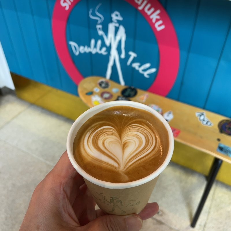 フラットホワイト(ダブルトール・コーヒーバー 渋谷cocoti店)