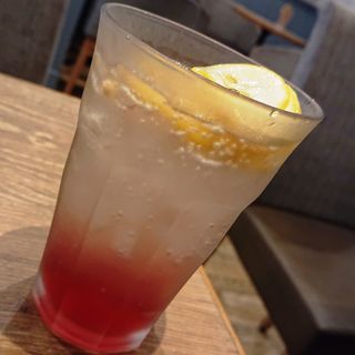 レモン&クランベリーソーダ(フレッシュネスバーガー新川崎スクエア)
