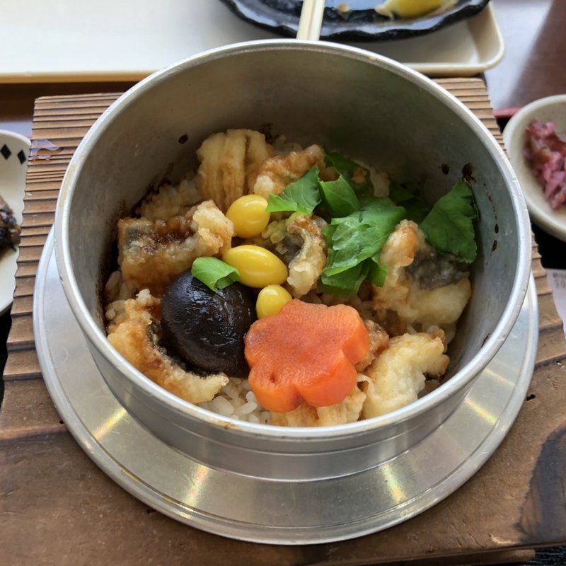 鱧釜飯(道の駅 なかつ )