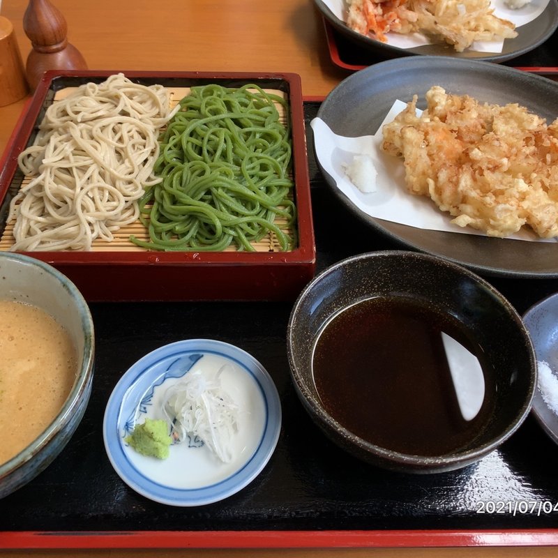 2色蕎麦(芭蕉庵)