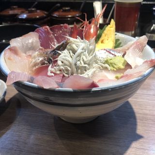 海鮮丼ランチセット (ラーメン普通サイズ)(らーめん専門店 拉ノ刻)
