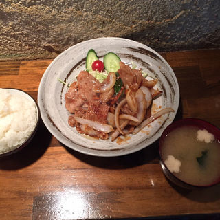 豚生姜焼き定食(UTUBO-YA)