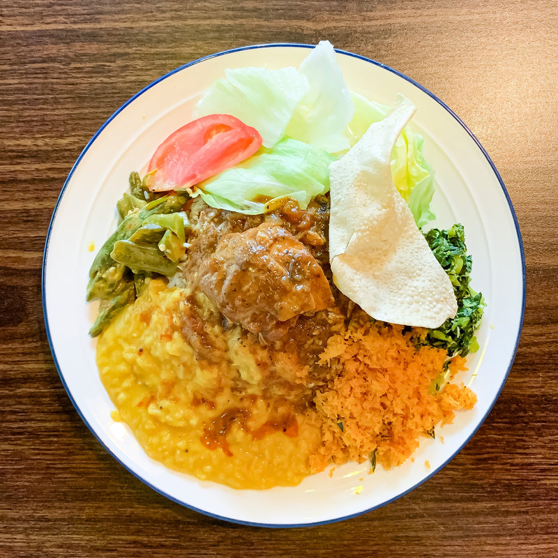 スリランカカレープレート(Apsara Restaurant&Bar (アプサラ レストラン&バー))