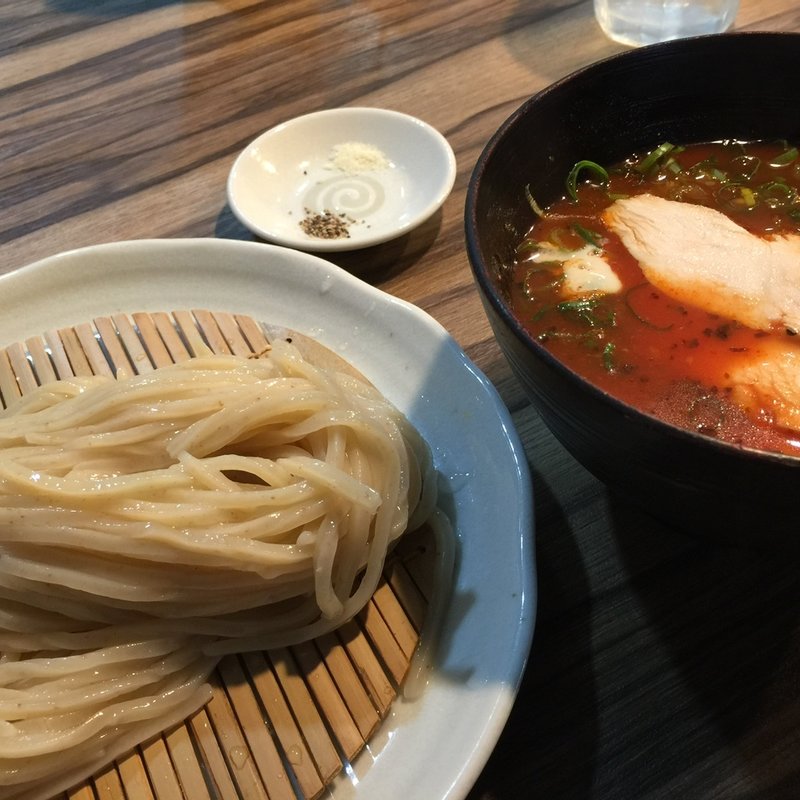 つけトマトうどん(石臼挽きうどん しゅはり )