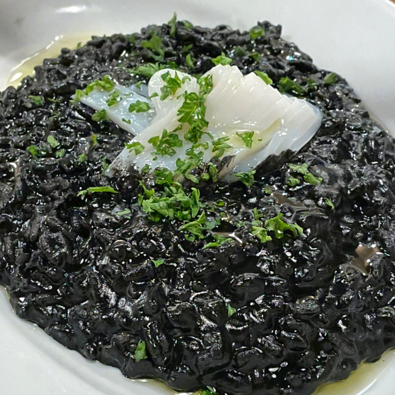 いかすみのリゾット(ビストロソングラム新橋店)