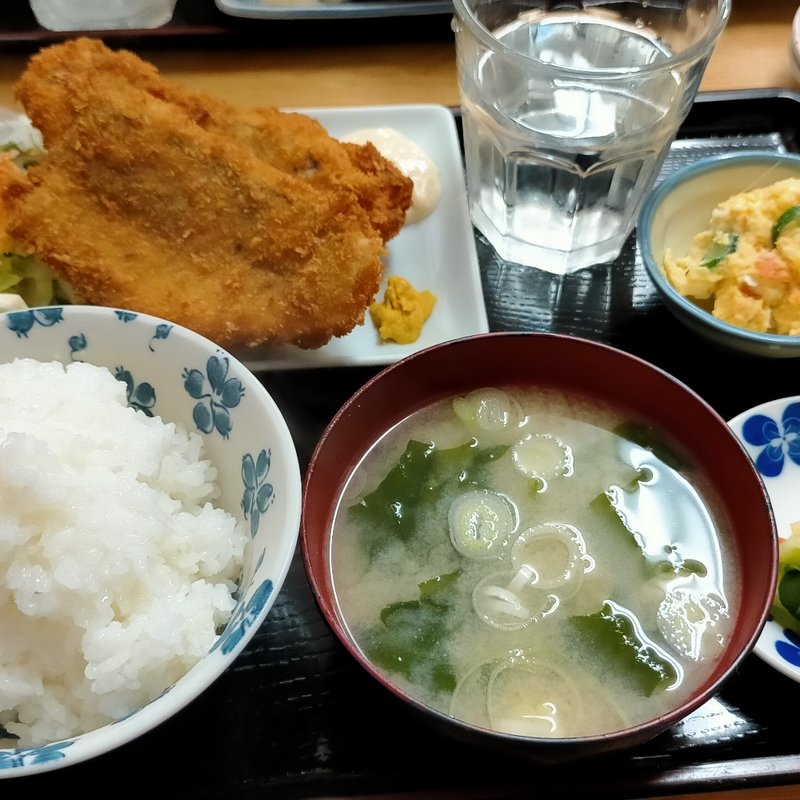 アジフライ定食(味美食堂)