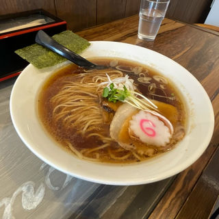 醤油らぁ〜麺(麺処まるよし)