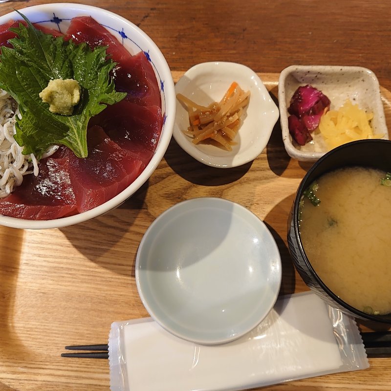 日替わりランチ（まぐろ&しらす丼）(北海王)