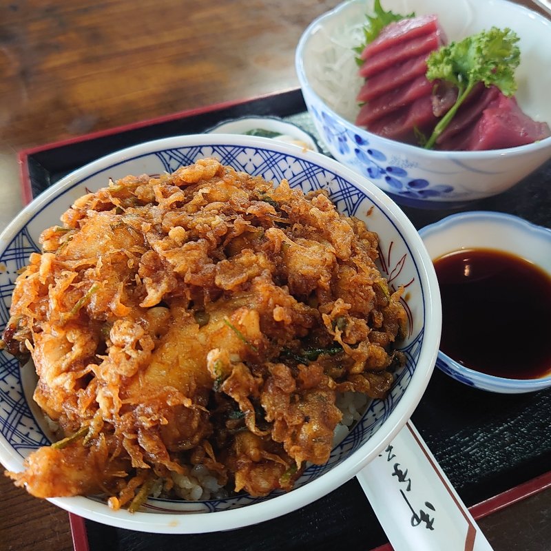 かき揚げ天丼＋大盛り＋おさしみ(ほたて )