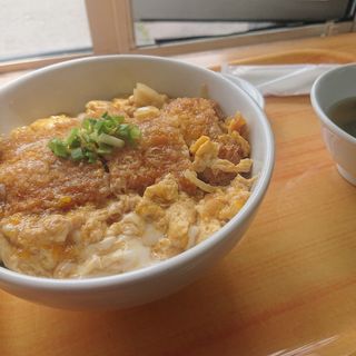 カツ丼(焼きとん ひだか)