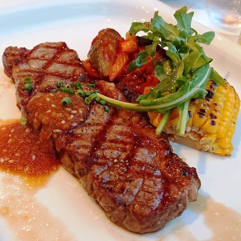 牛サーロインの鉄板焼き(Terrace and Table （テラス アンド テーブル）)