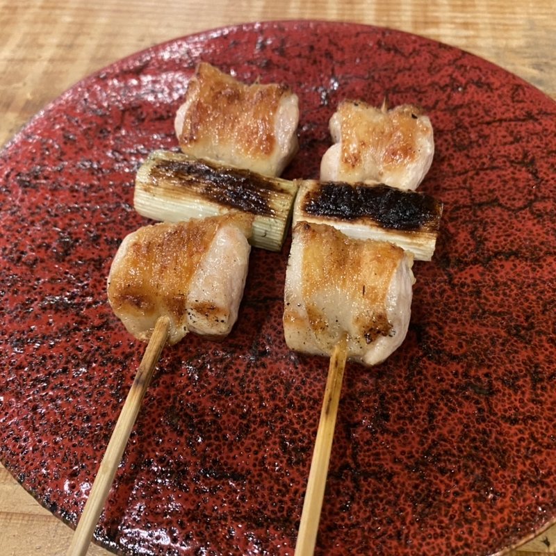 ねぎま(炭火焼鳥 塚田農場 新宿東南口店)