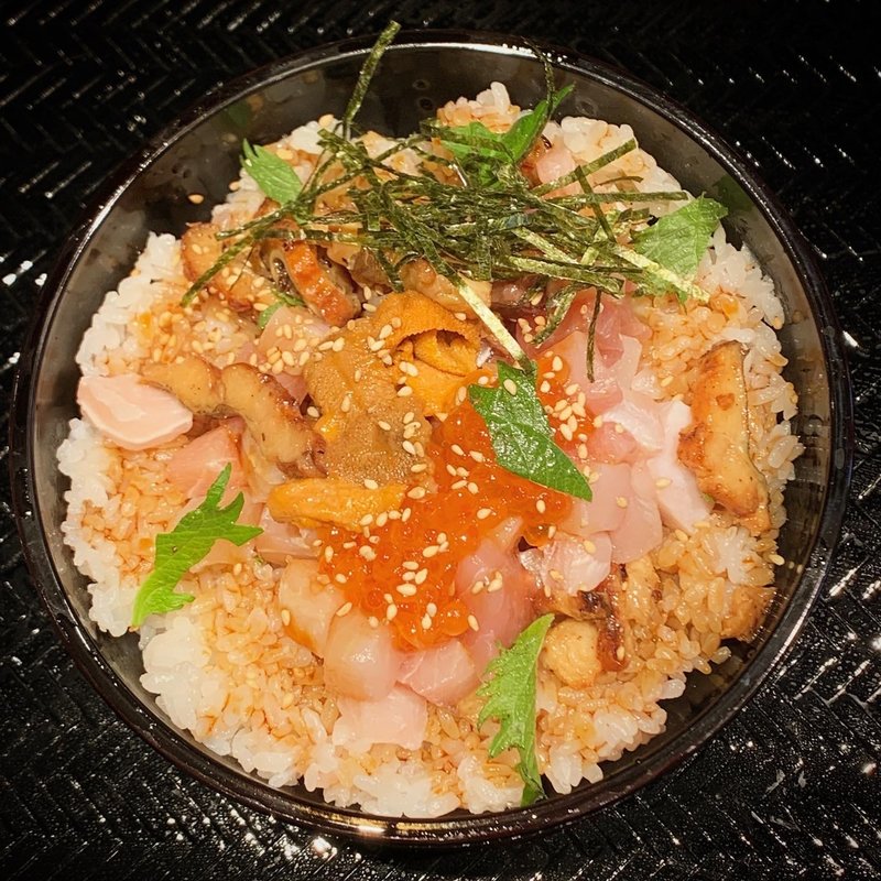 海鮮宝石箱ひつまぶし(西麻布 清音)