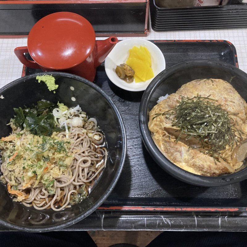 かつ丼セット　冷やし花そば(わたべや )