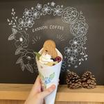 チェリーとベリーと紅茶のクレープ(KANNON COFFEE kamakura)