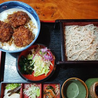 ソースカツ丼、蕎麦(大村うどんそば店 総社町店 （おおむらうどんそばてん）)