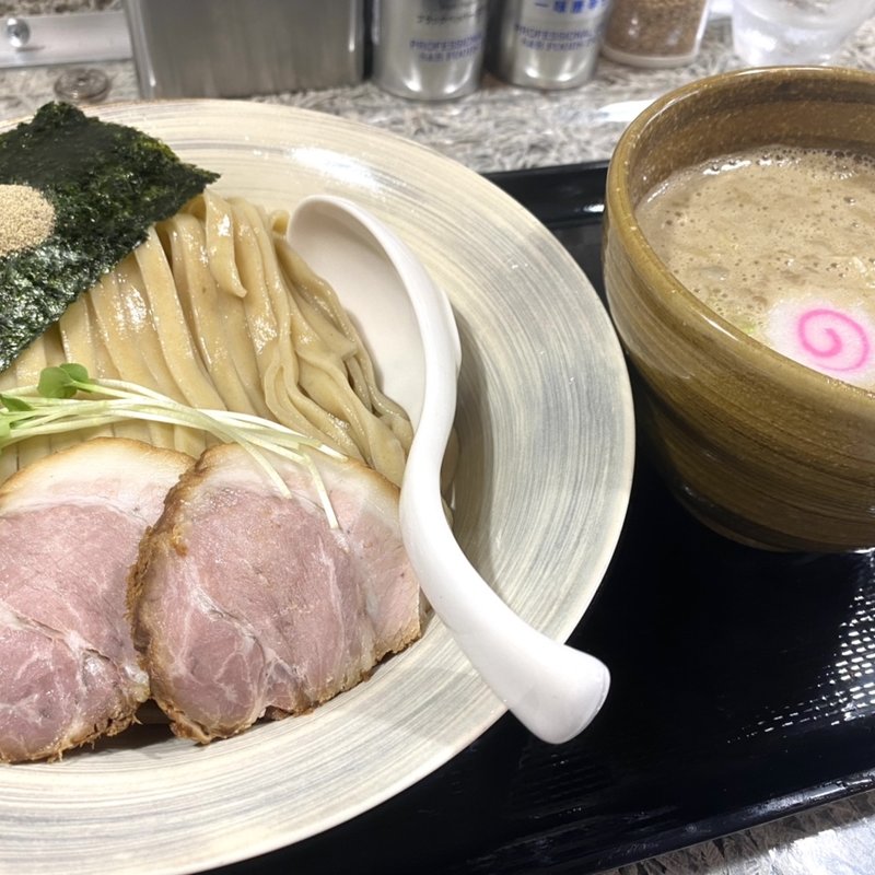 濃厚つけ二ボトン(とんこつ 飛豚 (BI-TON))