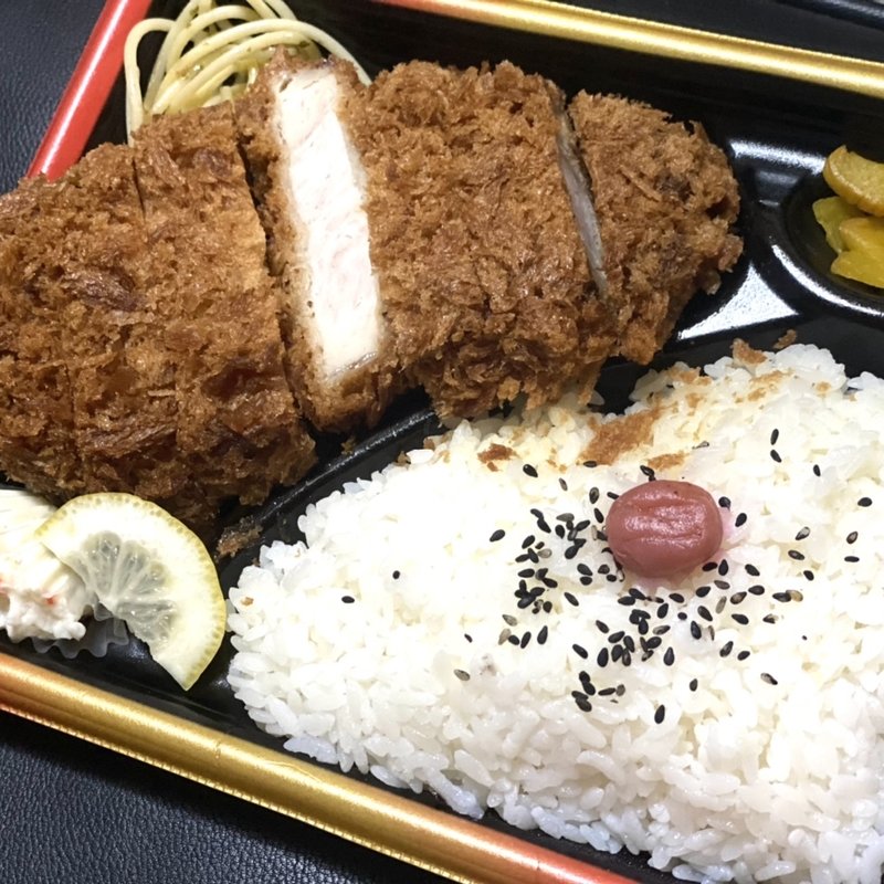 厚切ロースカツ弁当(ラルズマート 中島公園店)