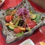 ヨンドンサラダ (ヨンドン 本店 )