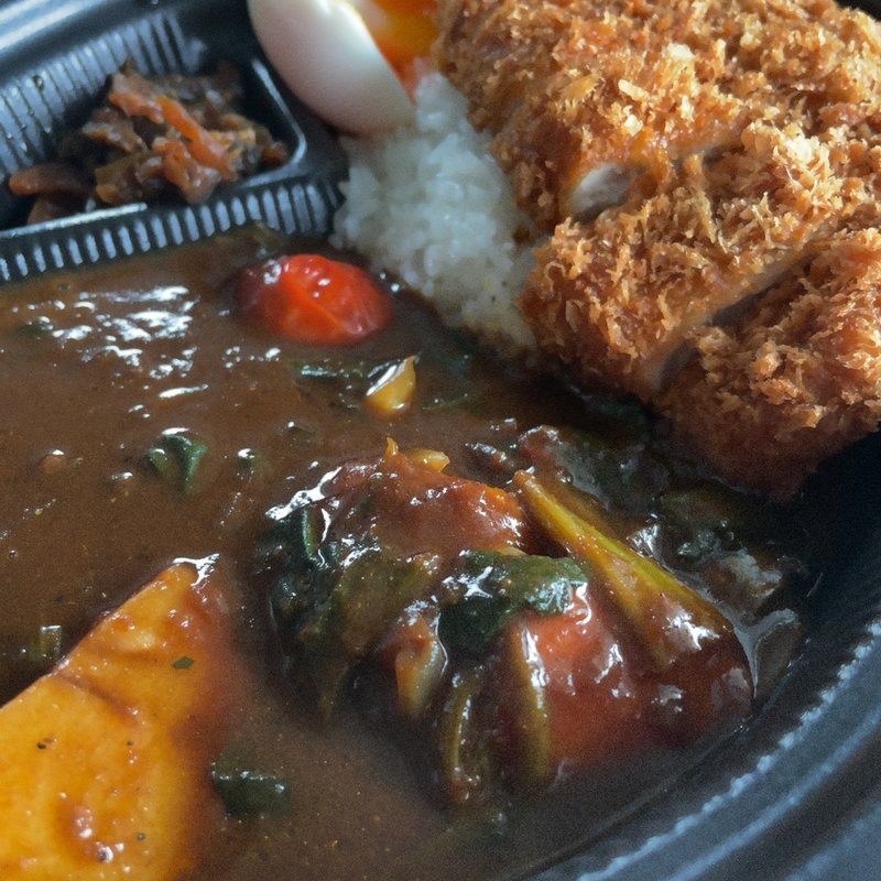 欧風彩り野菜のロースかつカレー(マイカリー食堂 蒲田西口店)