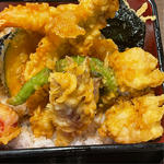 金がらしと夏野菜の三陸天重