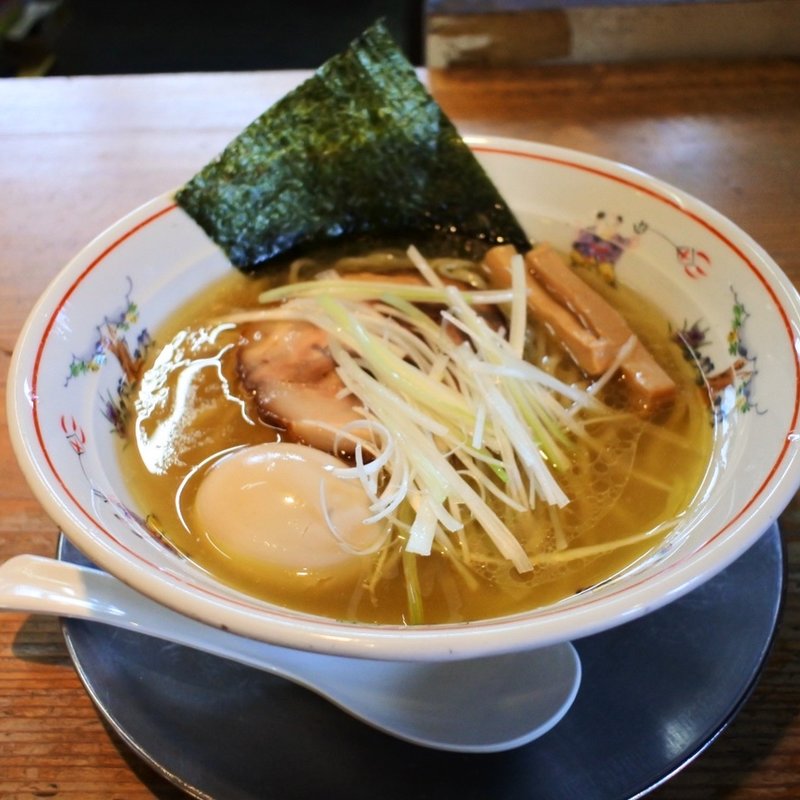 地鶏出汁の中華そば（塩）(中華そば一楽)