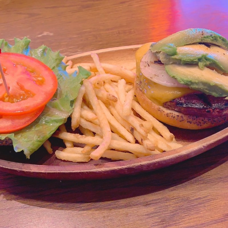 アボガドバーガーセット(KUA`AINA 片瀬江ノ島店)