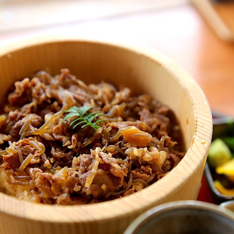 牛まぶし(三山 （みやま）)