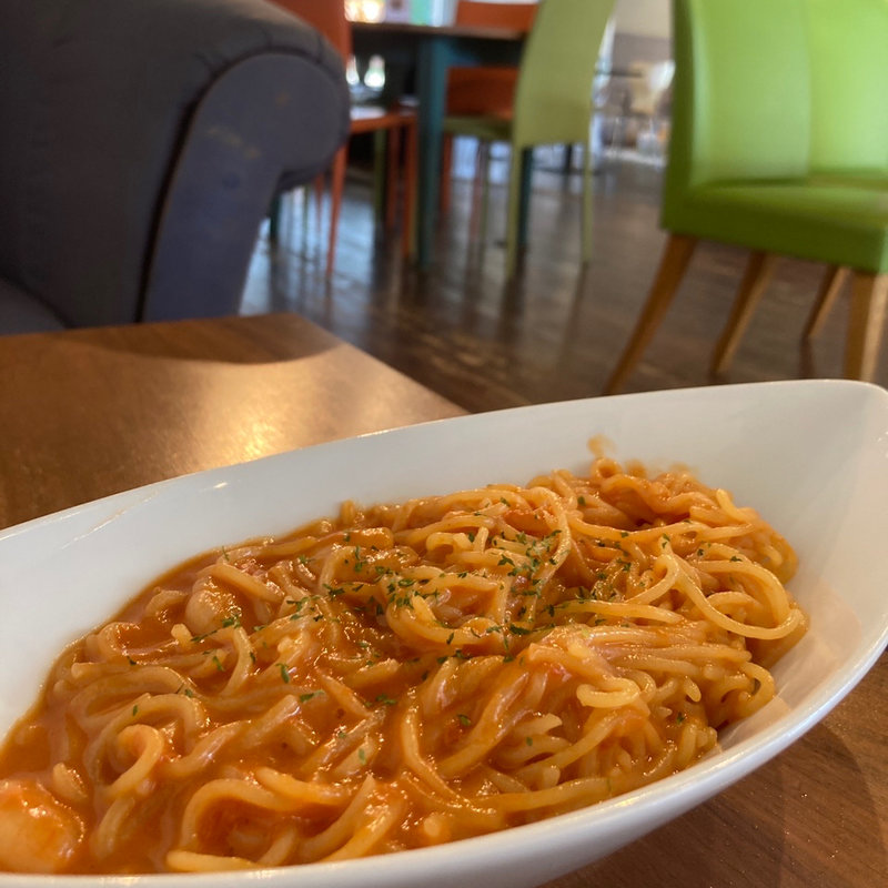 海老とトマトクリームソース(ダップルバックカフェ （dappleback cafe）)