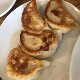 豚肉・漬け白菜のジャンボ焼き餃子(東北人家)