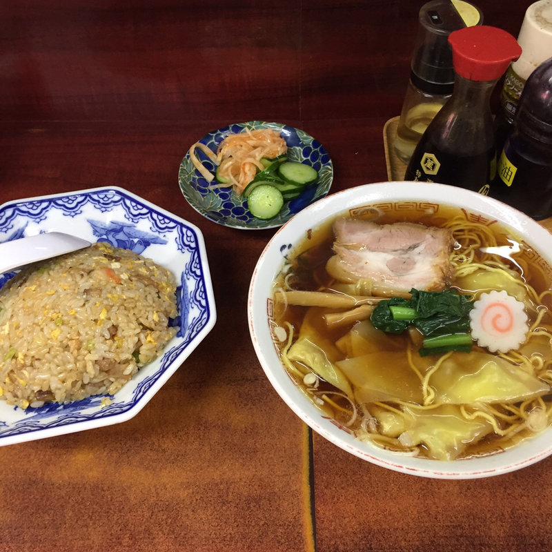 ワンタンメン(明華)