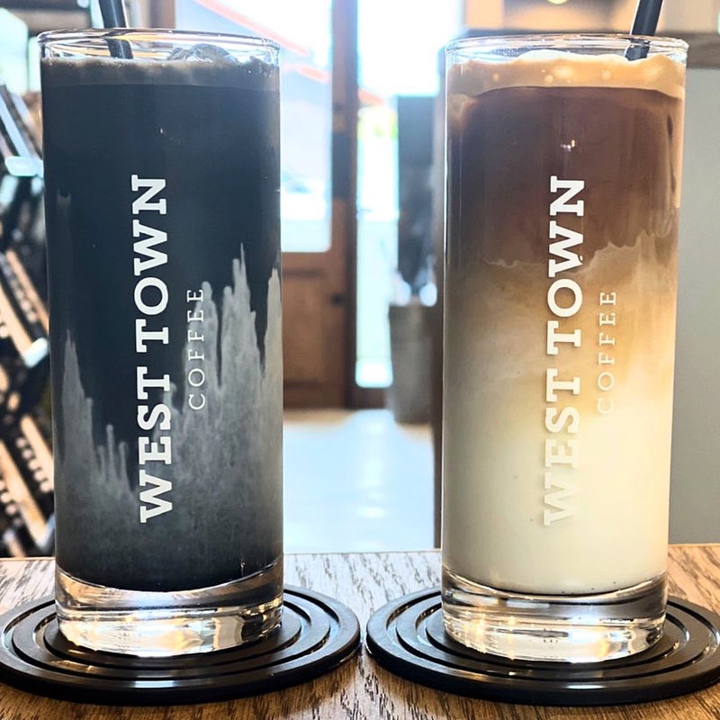 ブラックラテ／BLACK Latte(WEST TOWN COFFEE)
