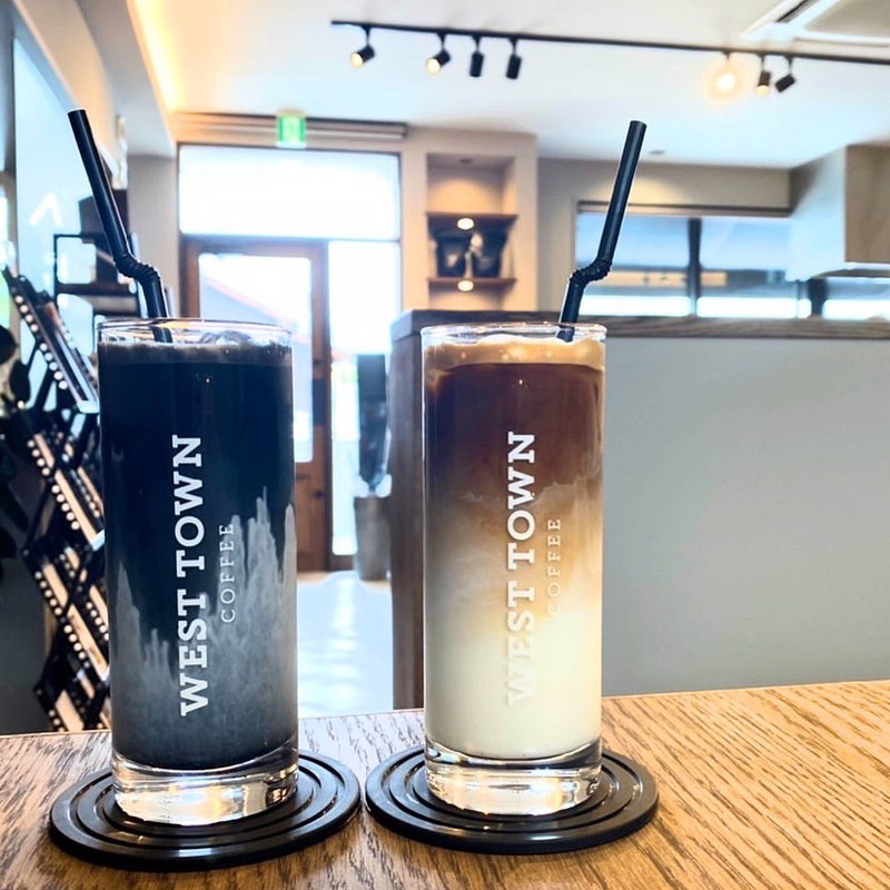 ラテ／Latte(WEST TOWN COFFEE)