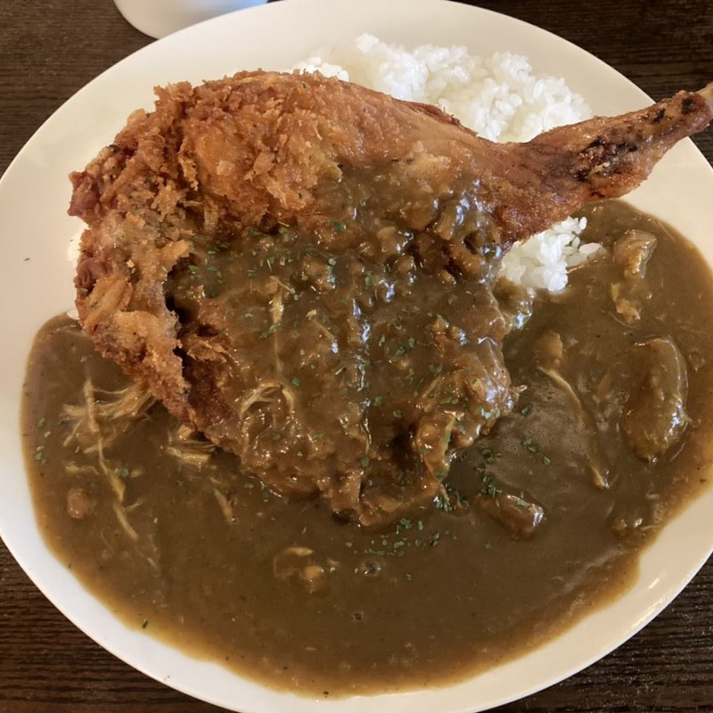 国産骨付きチキンカツカレー(カフェ misty （ミスティー）)