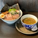 手火水の手火山つけ麺(麺奏 弥栄 （iyasaka）)