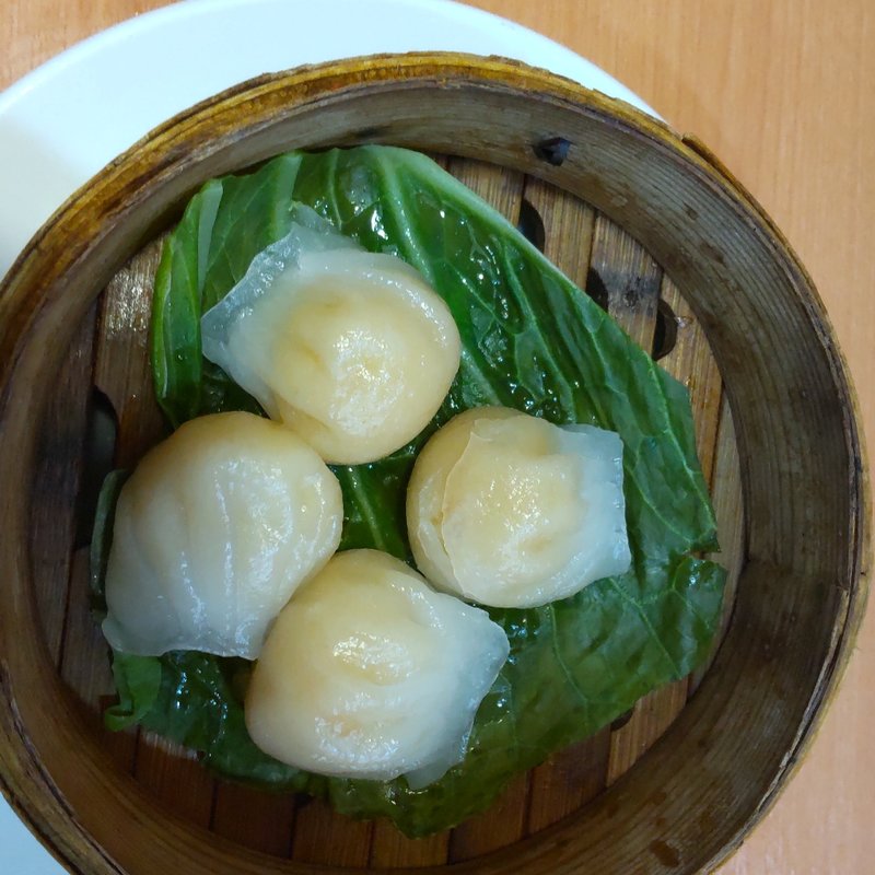 海老蒸し餃子(牡丹亭)