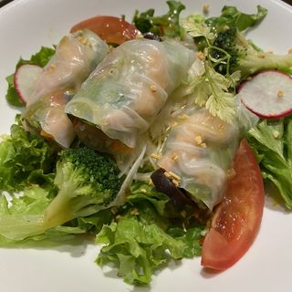 ベトナム風生春巻きサラダ(ワンカルビ Plus+ 伊丹寺本店  （ワンカルビプラス）)