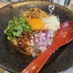 混モツチャンポン麺とレンゲご飯(まぜ麺 田しゅう)