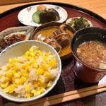 玉蜀黍の土鍋ごはん(日本料理 太月)