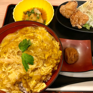 鶏カツ丼 おろし唐揚げセット(鶏三和 サカエチカ店)