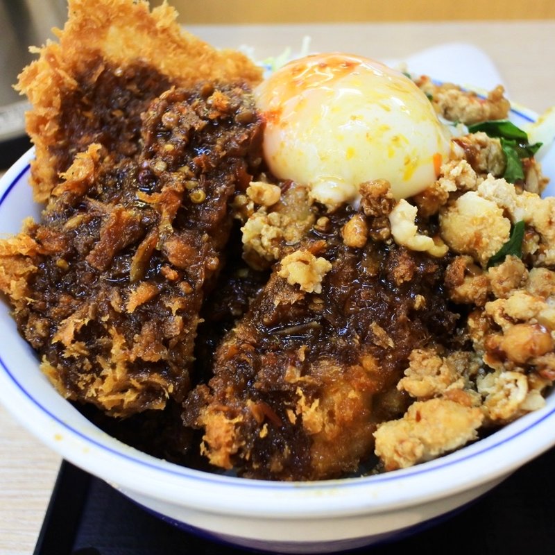 鶏ガパオダブルチキンカツ丼(かつや 宇都宮インターパーク店 )