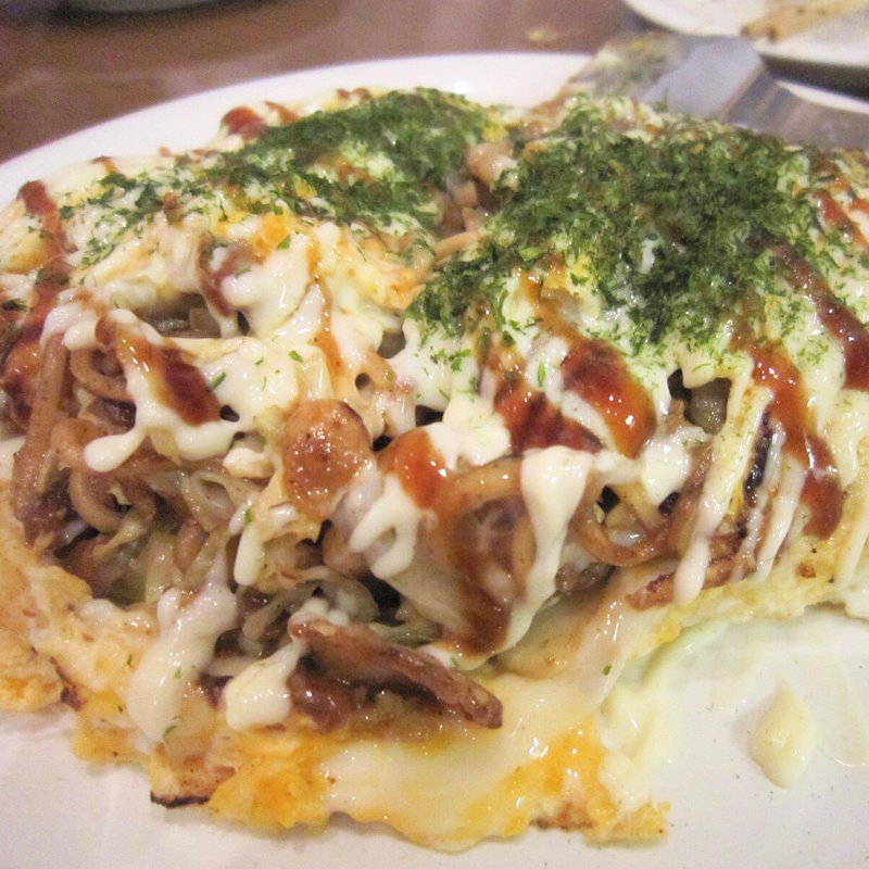 オムヤキソバ(広島 ぶち旨屋)