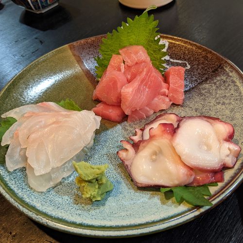 刺身三点盛 魚処わかし の口コミ一覧 おいしい一皿が集まるグルメコミュニティサービス Sarah