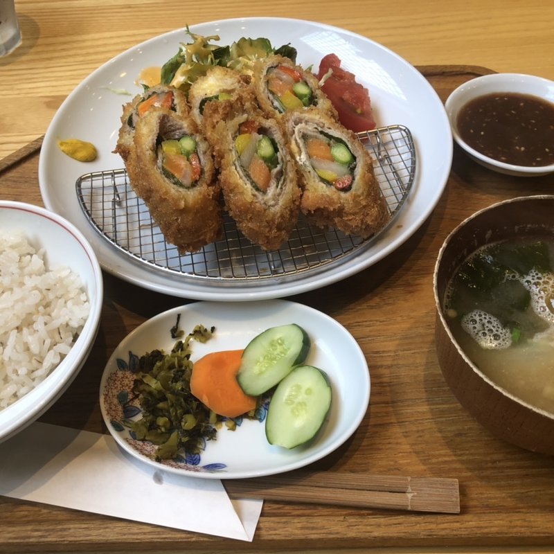 やさい肉巻き定食(キッチンよい一日 西長住店)