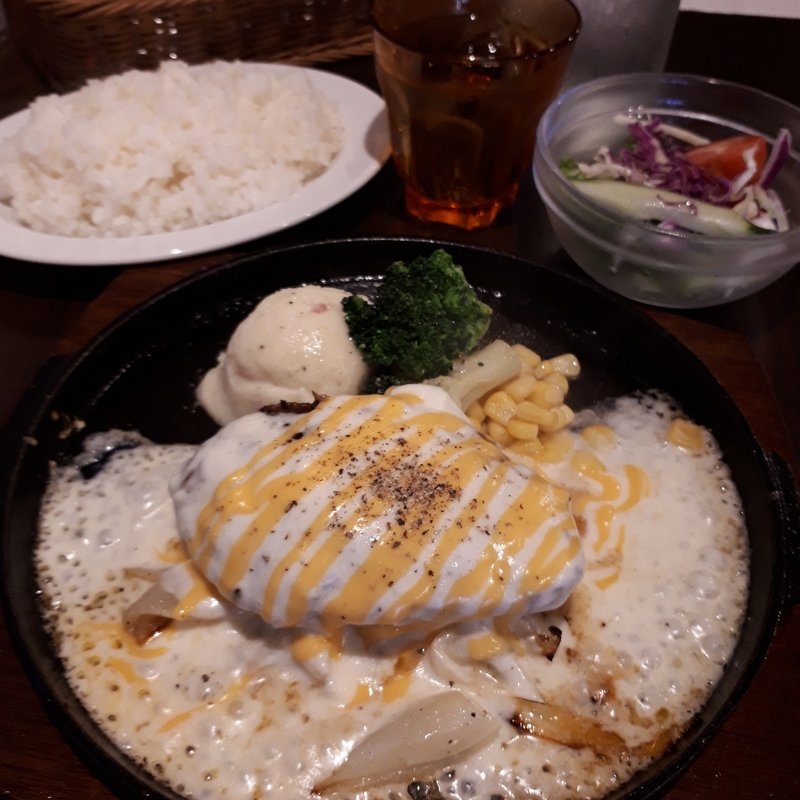 Rocky ハンバーグ　クリームチーズ(oh! tuka Rocky)