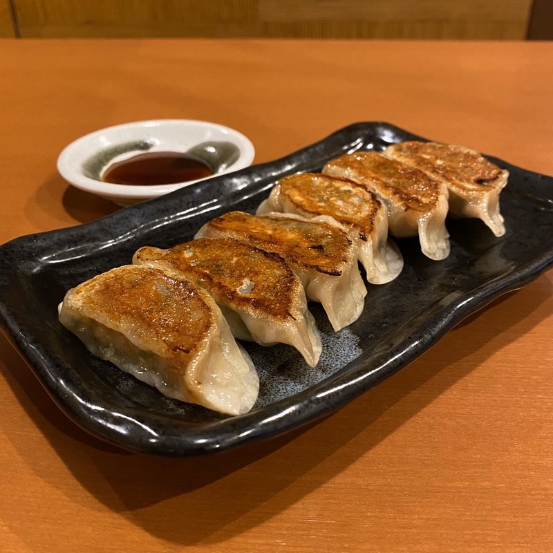 手作り焼き餃子(手羽先専門店 手羽よう)