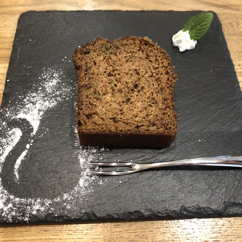 ズッキーニのパウンドケーキ(ミアヴァート珈琲)