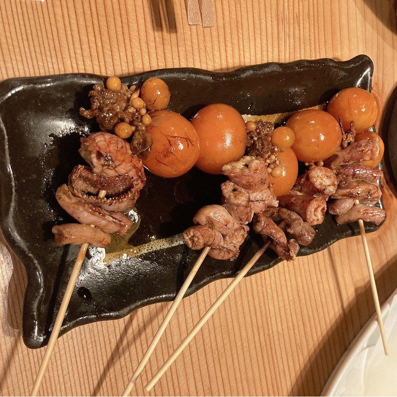 (焼き鳥 炭焼地鶏 近江 梅田東通り店)